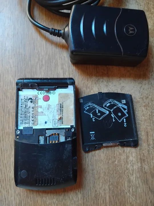 Celular Motorola Razr V3 - Antiguidade leia o anúncio todo  - Foto 6
