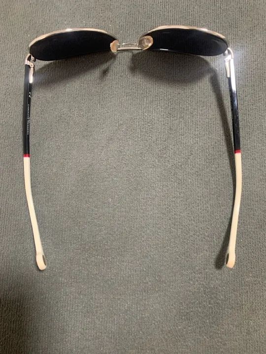 Óculos Rayban  Carolina Herreira 