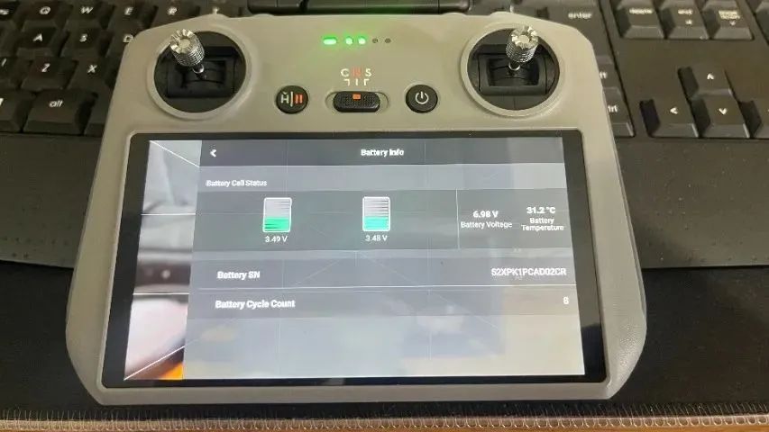 DRONE DJI MINI 4 PRO STANDARD - IMPECÁVEL COM MALETA E CARTÃO DE MEMÓRIA - Foto 3