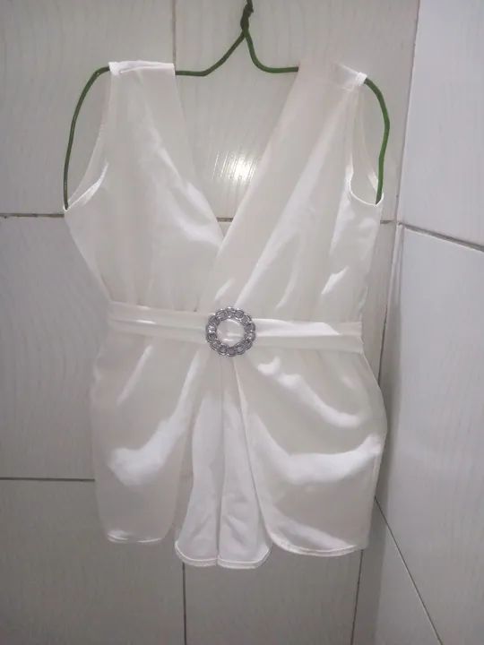 Macacão Curto Social Branco Feminino M 