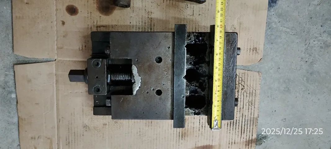 Morsa mecânica para fresadora 64861429414915122