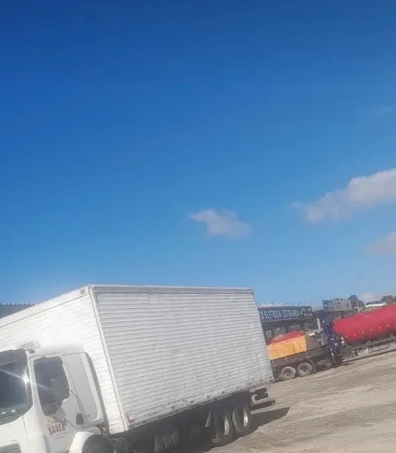 Bau 8m caminhão truck