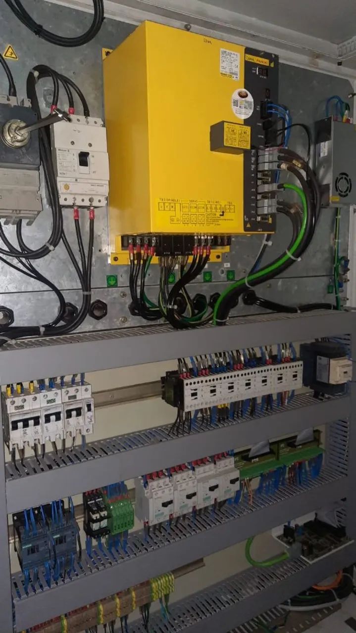 Centro de Usinagem Romi Discovery 760 - Fanuc - Foto 4