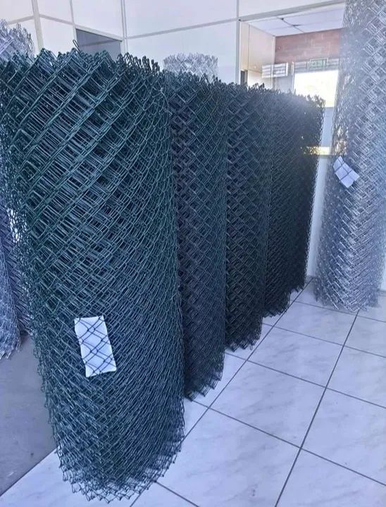 Tela Alambrado Revestida em PVC na cor verde / Alambrado Revestido / Tela Revestida em PVC - Foto 2