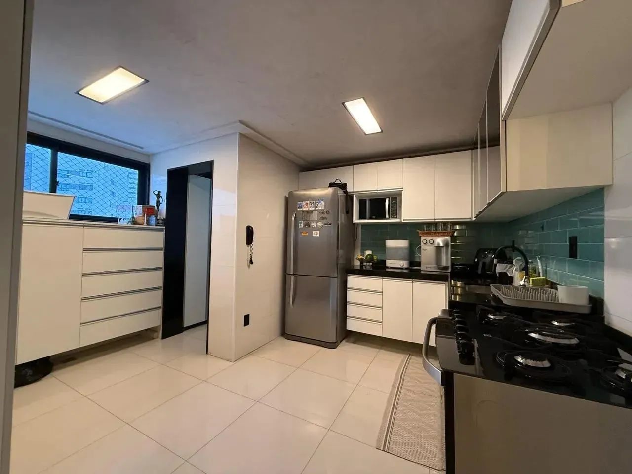 Lindo apartamento 100% reformado com o mais alto requinte e bom gosto ANDAR ALTO - Foto 3