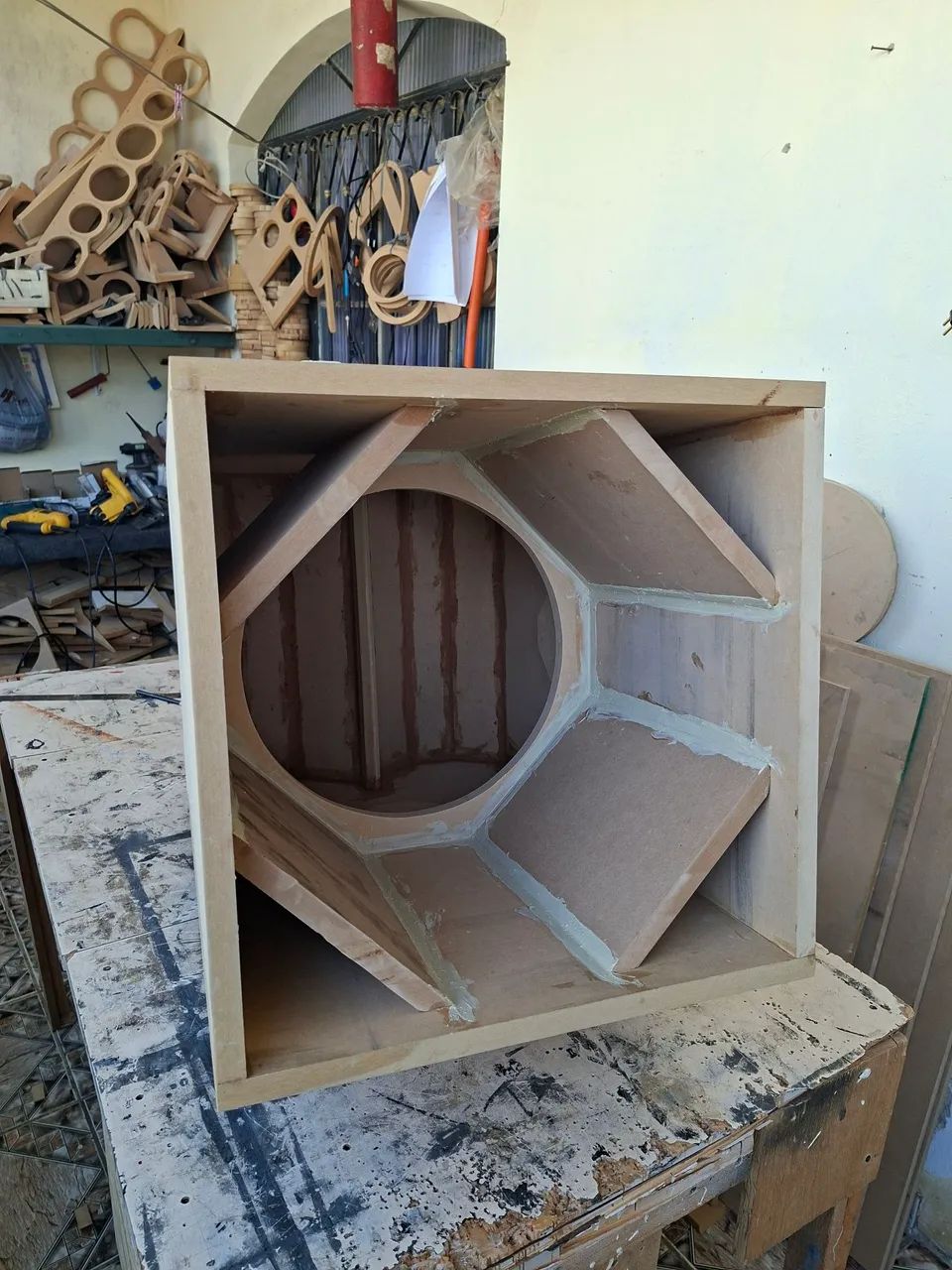 Caixa Euclides, invertida, grave 15", 70cm, mdf 18mm - Foto 3