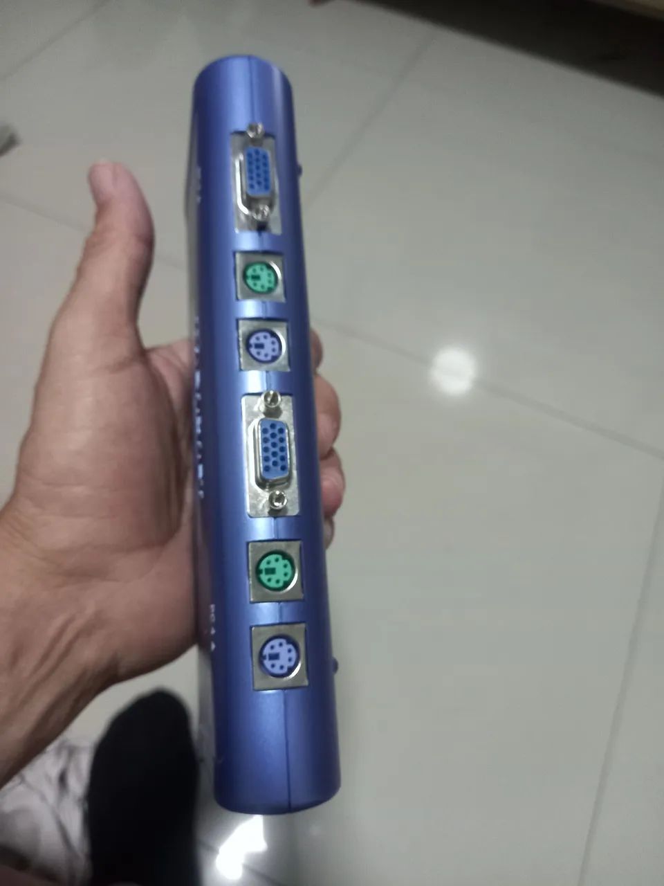 Switch KVM 4 Portas Trendnet TK-400 - Foto 2