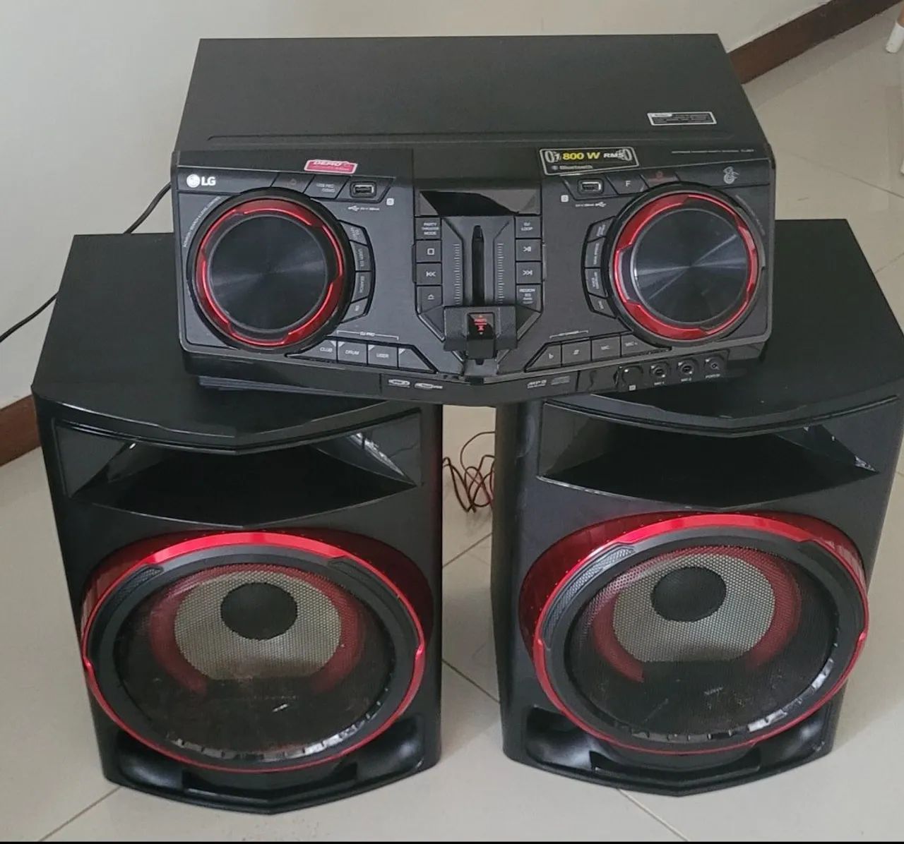 Som LG 1800W com 2 Caixas Acústicas