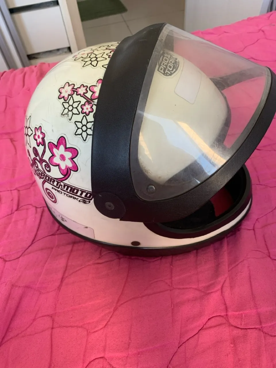 Capacete Pro Tork Floral Branco