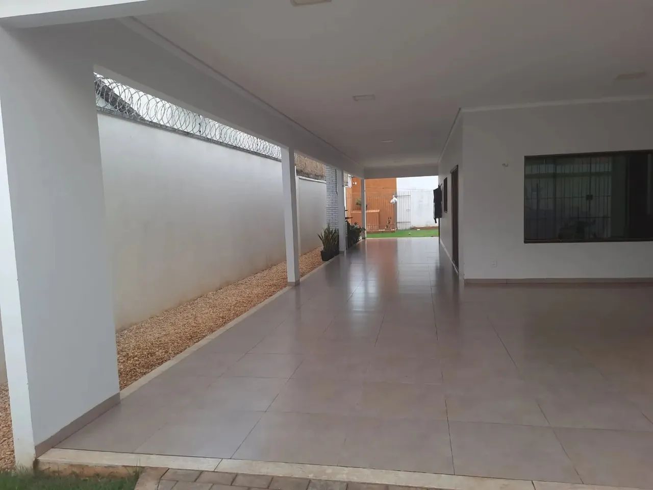 Vende-se Casa de 3/4 em Porto Nacional - To - Foto 3