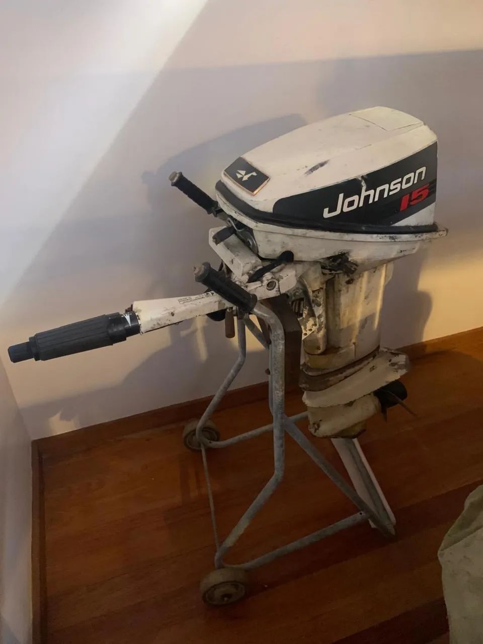 Motor de popa 15hp Johnson - Foto 2