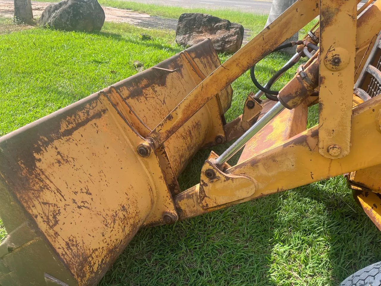 Retroescavadeira case 580H - Foto 3