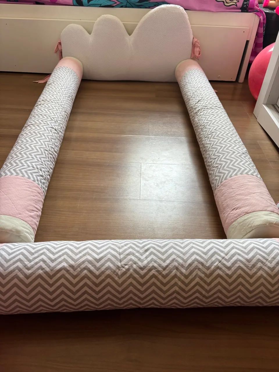 Protetor de berço para bebê - Nuvem