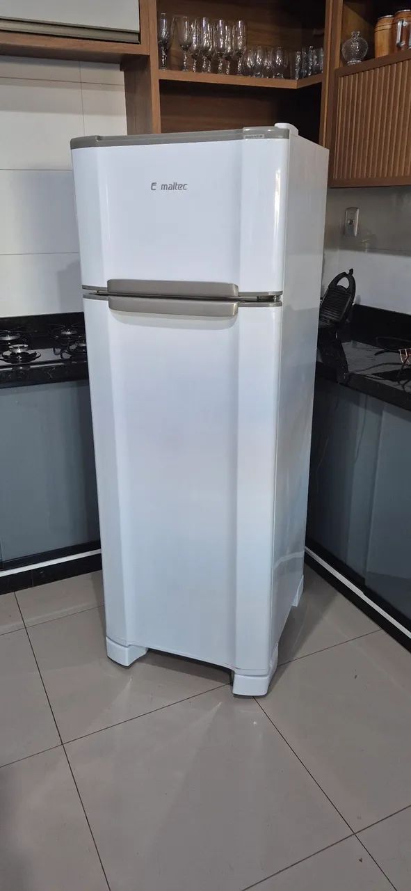 Geladeira esmaltec dúplex novinha  - Foto 4