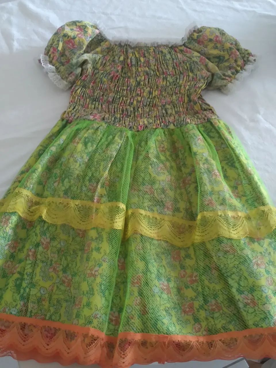 Vestido Infantil Floral com Detalhes em Renda - Foto 2