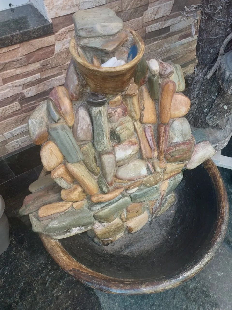Fonte com cascata para jardim 