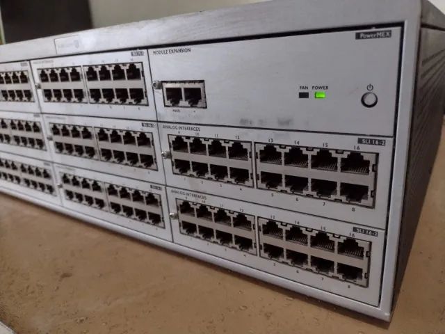 Alcatel-Lucent OmniPCX Office Large64308142450562121