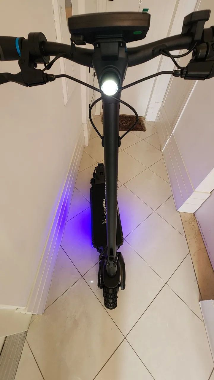 Patinete 60km/h e autonomia de 50km, 2 motores 1500w, alarme e localizador. - Foto 2