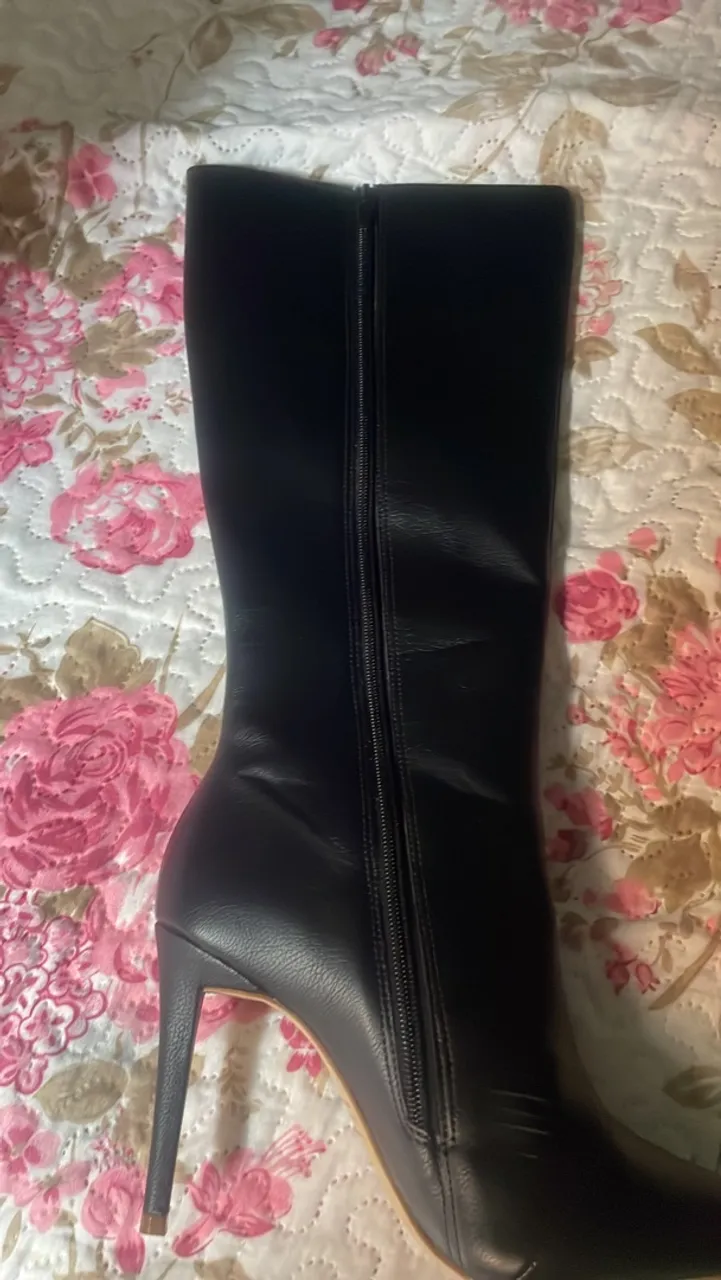 Bota Feminina Preta Salto Fino