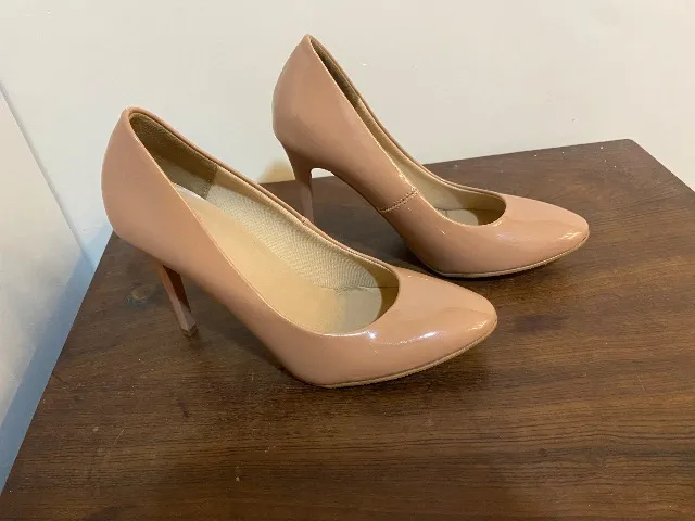 Salto Scarpin nude Lindo usado 2 vezes