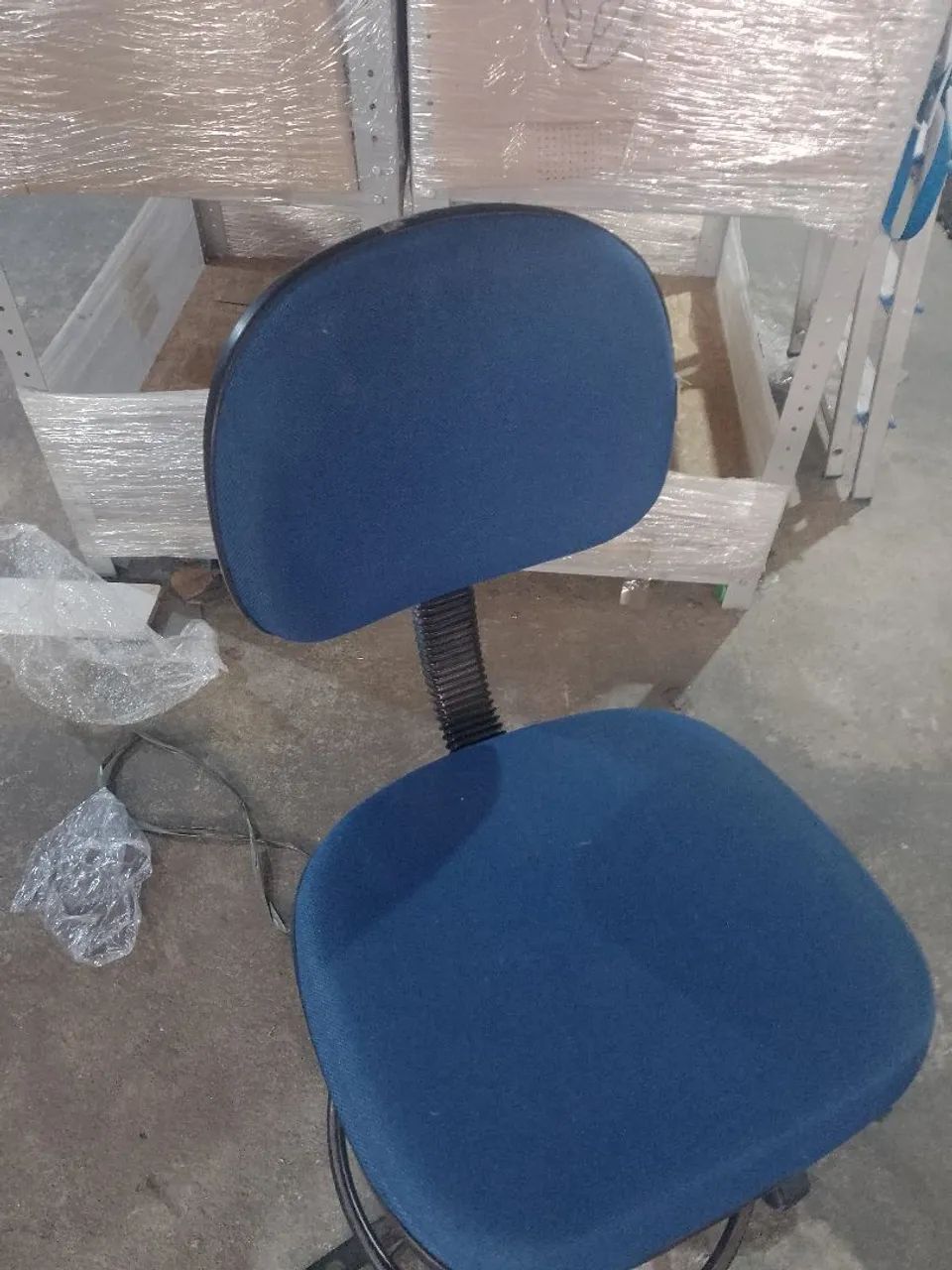 Cadeira Alta Para Balcão PDV Atendimento Cliente  - Foto 2