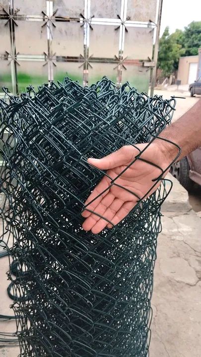 Tela Alambrado Revestida em PVC na cor verde / Alambrado Revestido / Tela Revestida em PVC - Foto 4