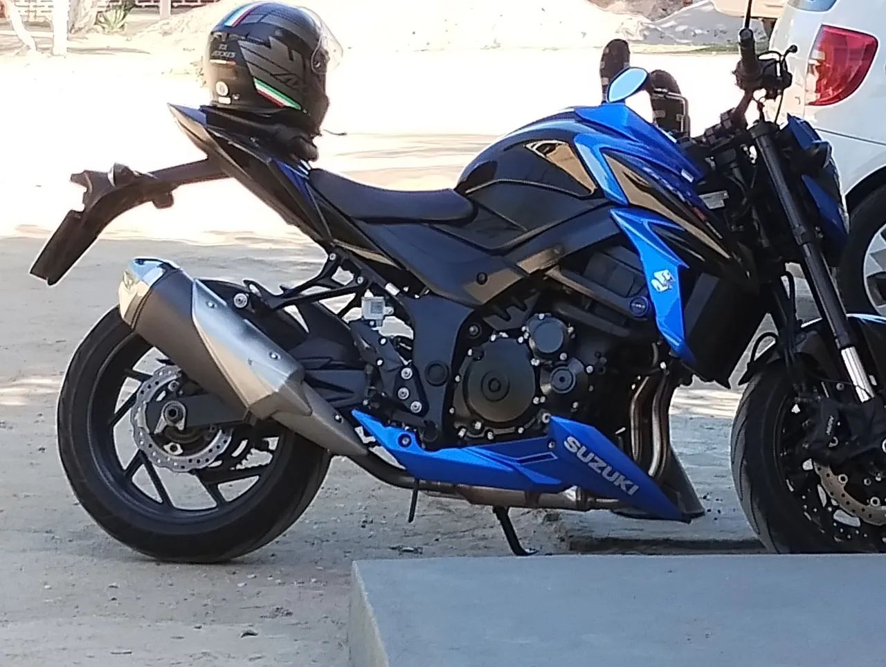 Moto Naked Suzuki GSX-S 750 - Foto 5