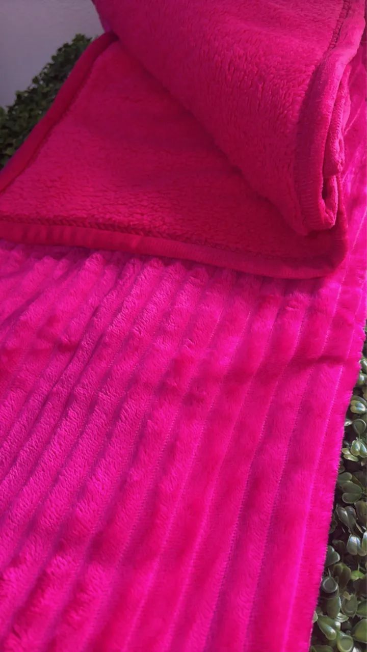Manta Casal Com Detalhes Canelados e Sherpa  - Foto 2