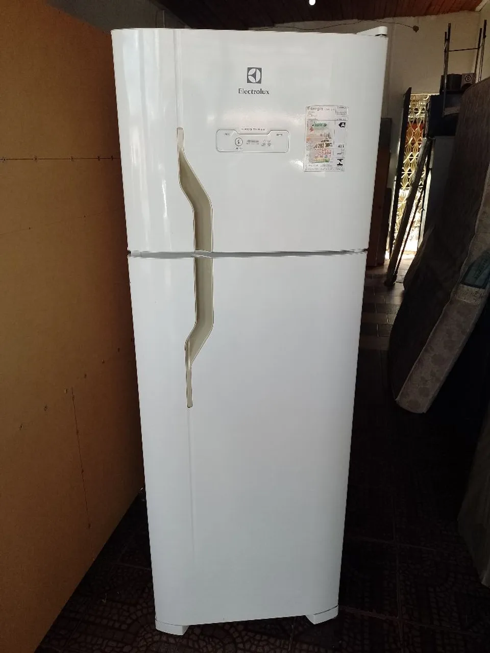 Geladeira Electrolux Duplex Frost Free