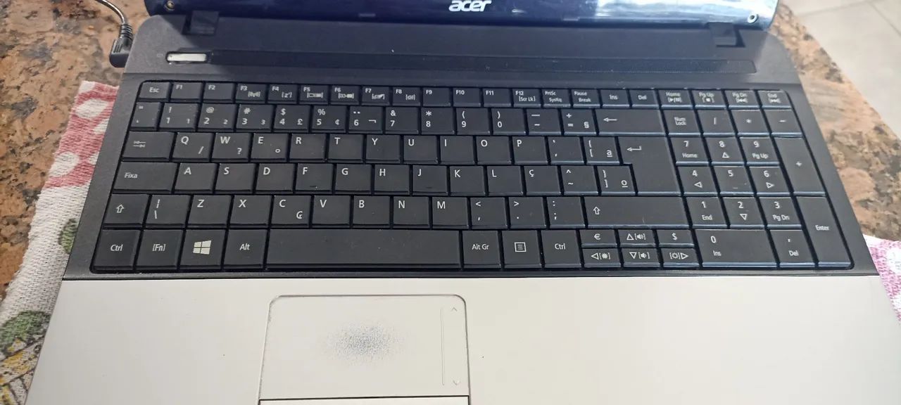 Notebook Acer com tela quebrada leia a descrição  - Foto 2