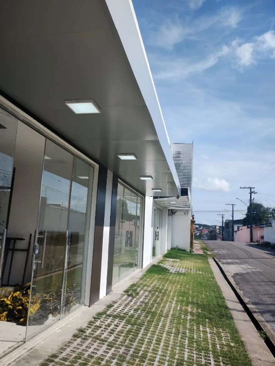 Aluga-se Pontos Comerciais e Salas para Escritórios ou Consultórios Etc - Foto 2
