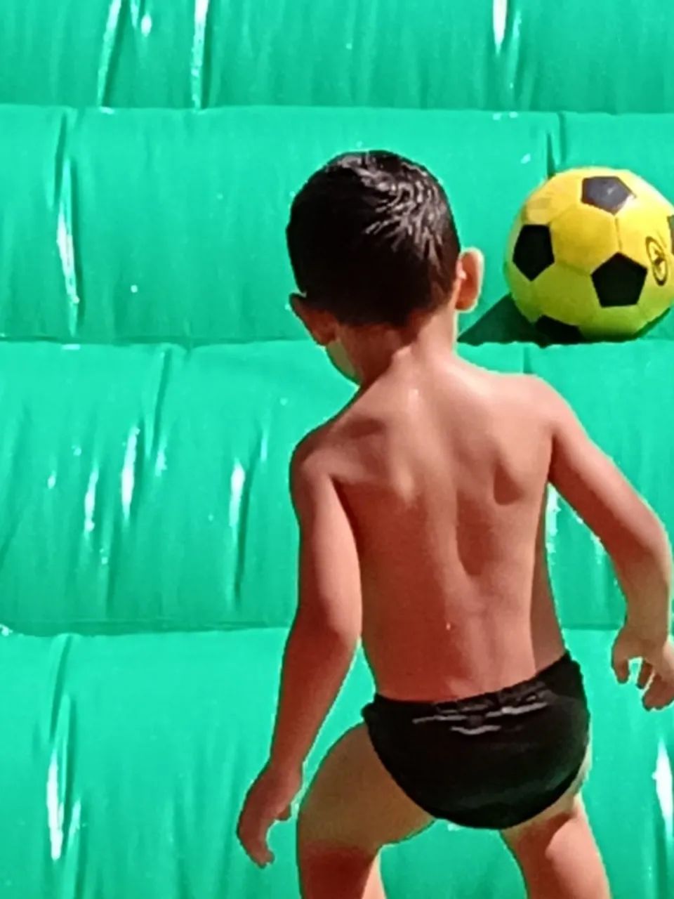 Futebol de Sabão 5x10 - 3 em 1 - Foto 5