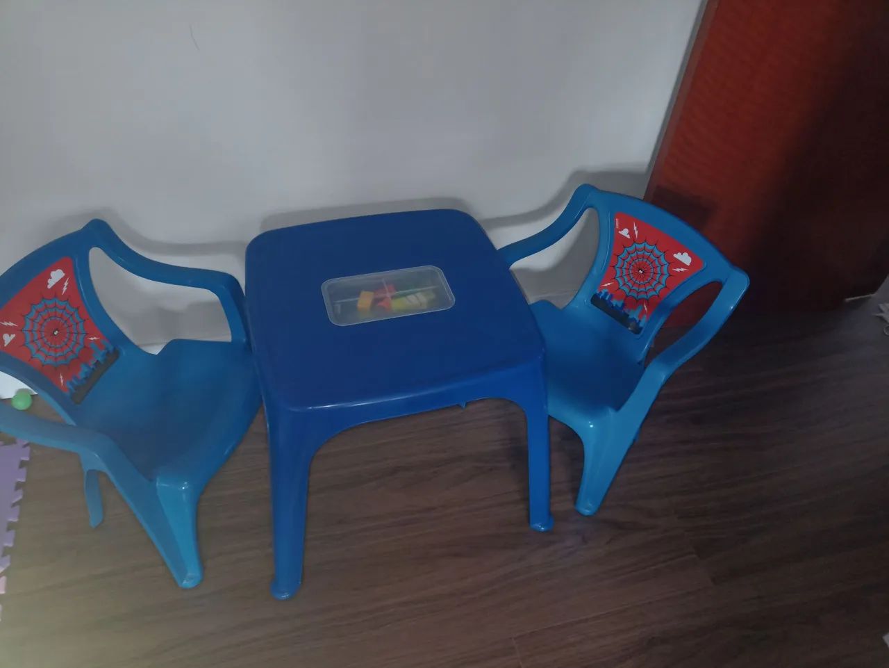 Mesinha infantil 