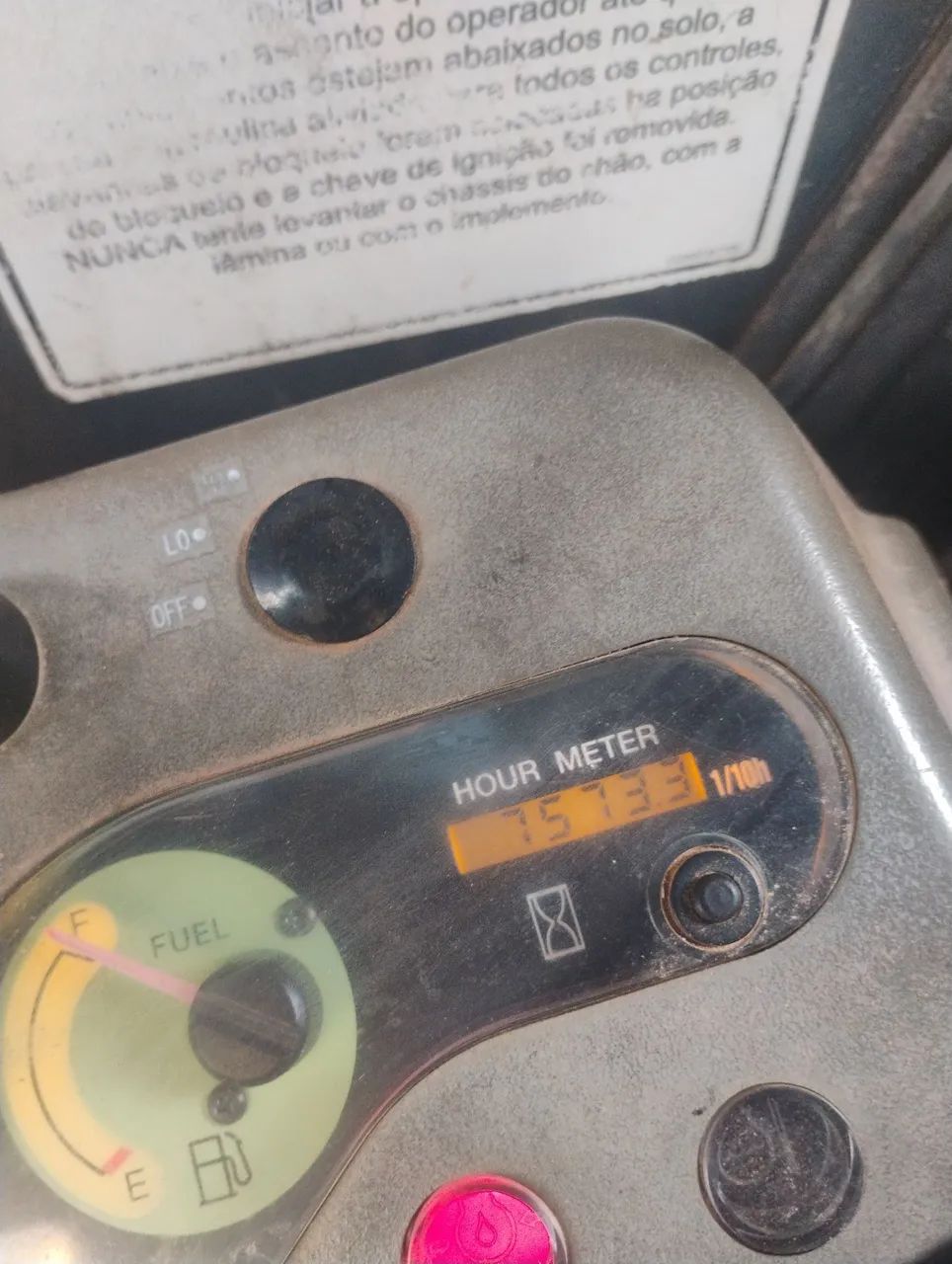 Escavadeira Yanmar vio75 