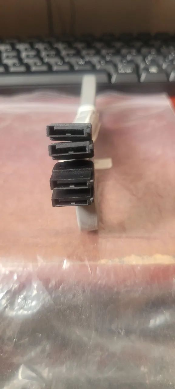 Cabos SATA para PC - Foto 2