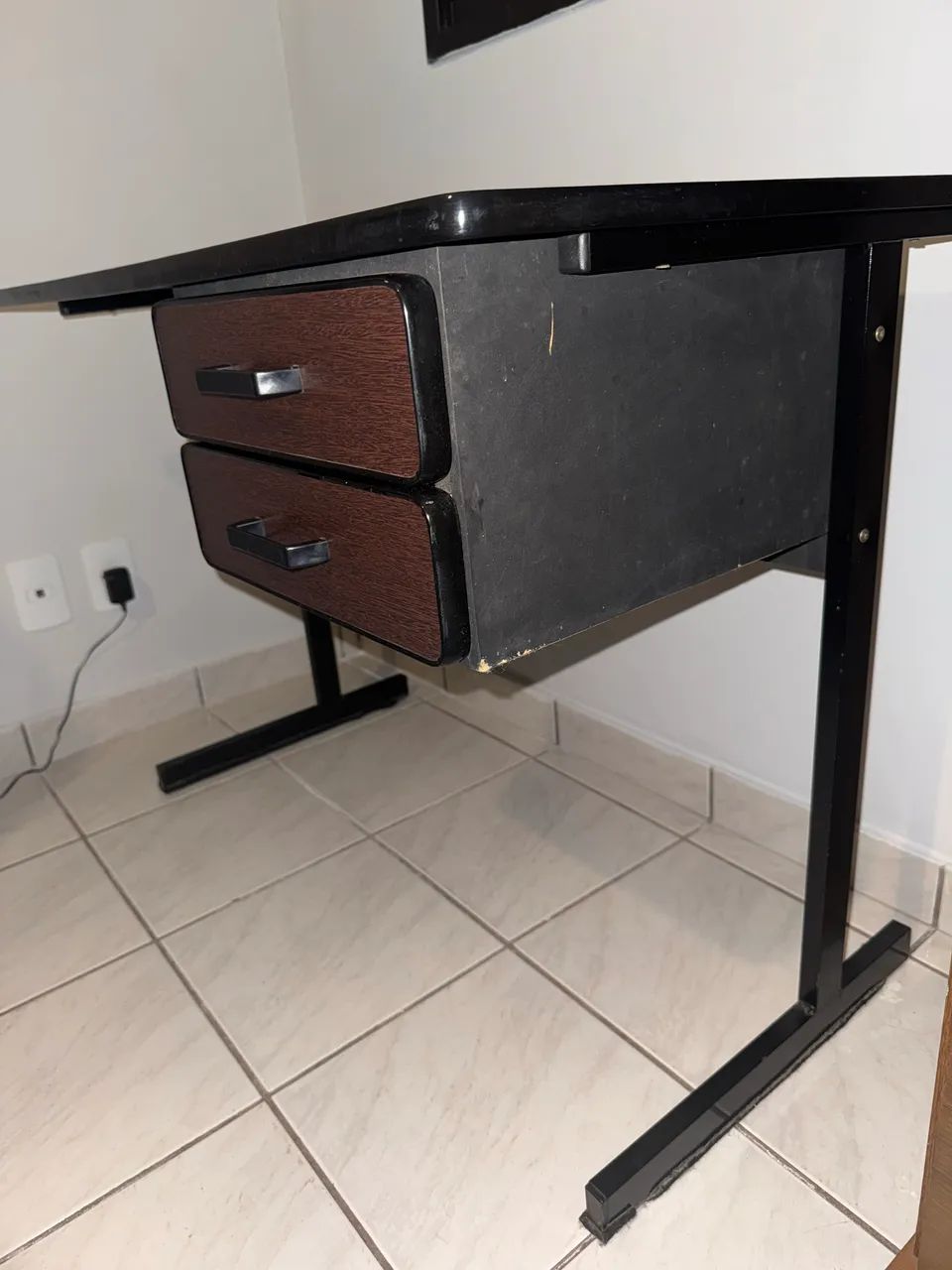 Mesinha de escritório/Escrivaninha64209951652866125