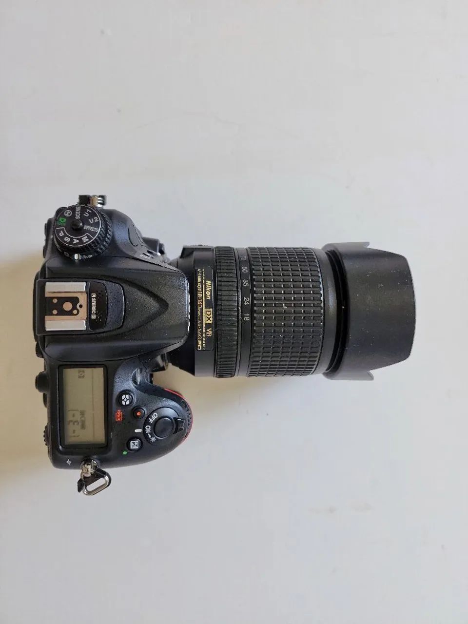 Nikon D7200 Camera with 18-140mm Lens64303753947009121