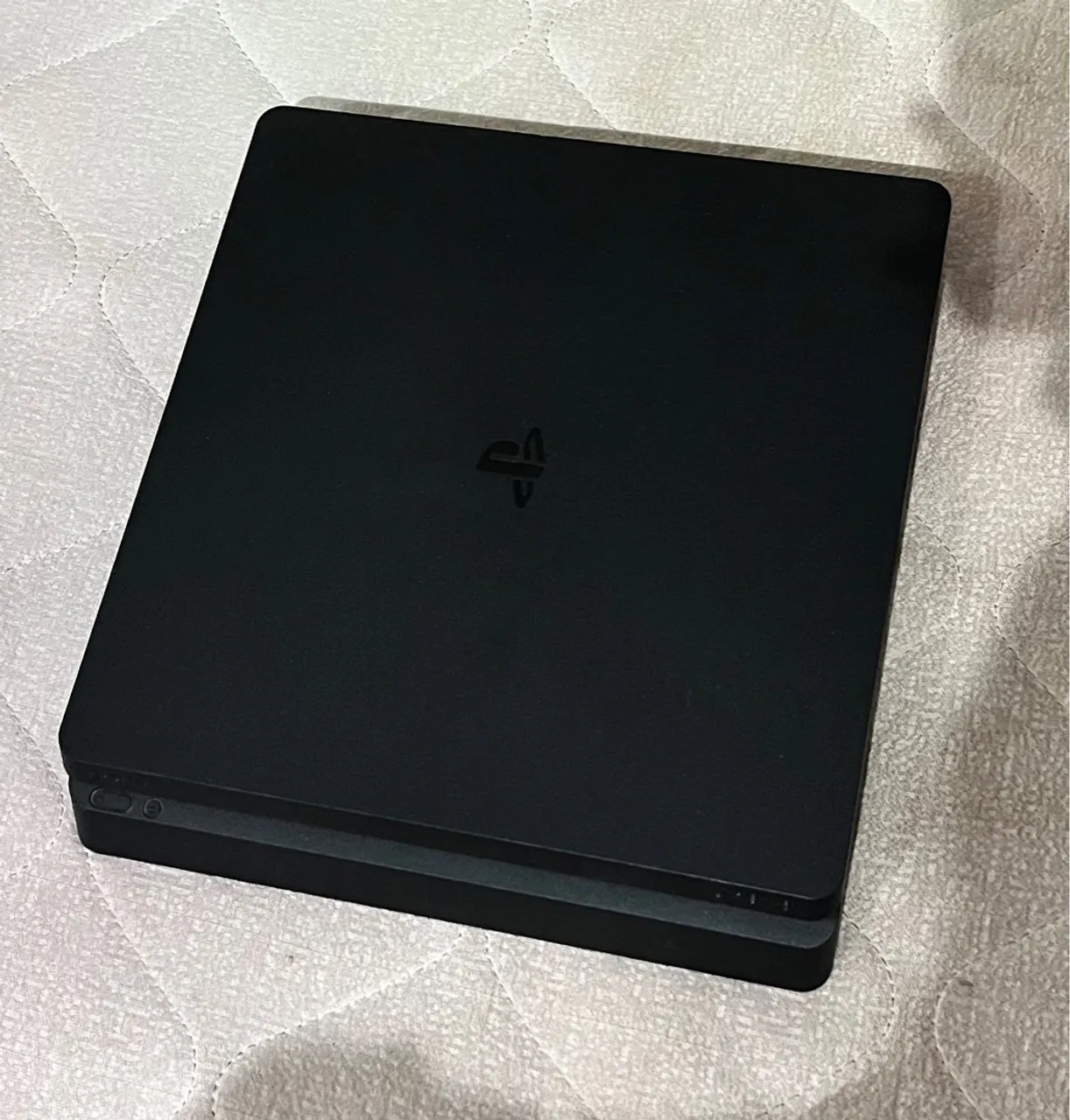 PlayStation 4 (PS4) Slim