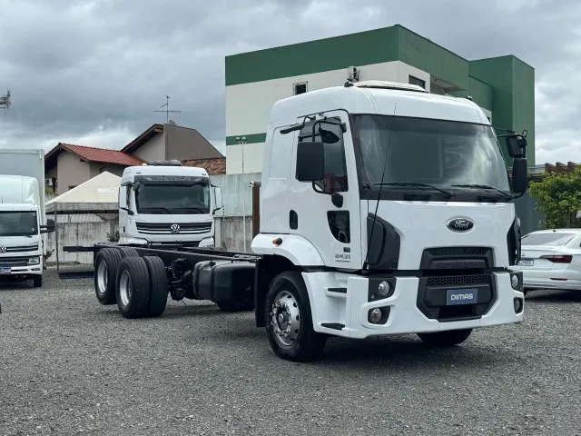 FORD CARGO 2431 TRUCK FILÉ !!!