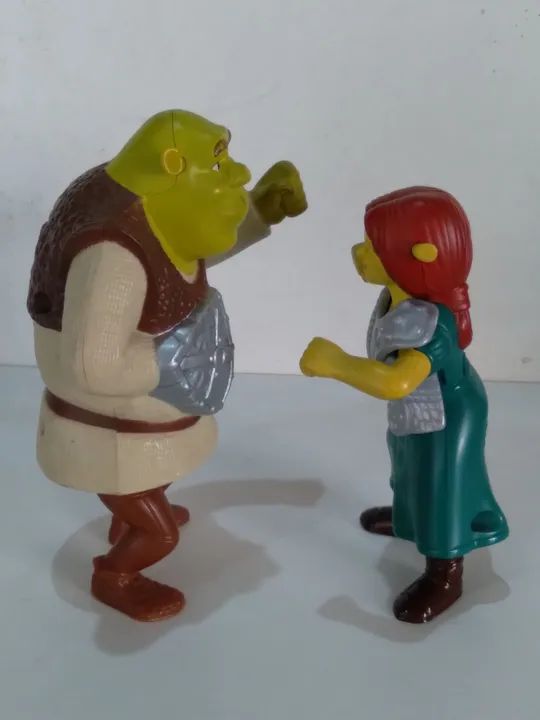 Miniaturas do Shrek e Fiona - Foto 4
