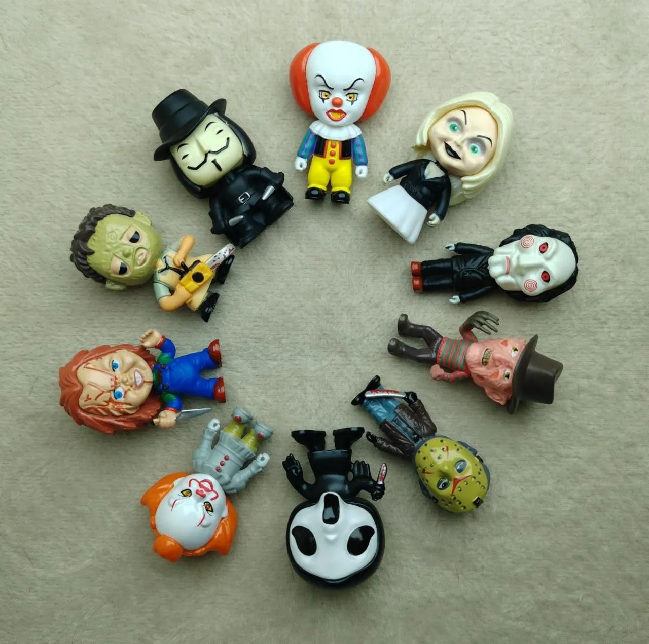 Bonecos de Terror Halloween Coleção Freddy IT Chucky Jason Kit 10pcs - Foto 2