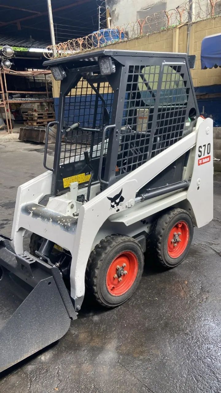 Mini Carregadeira Bobcat Mod S70 Ano 2022 Com +/- 1915.5h - Foto 4
