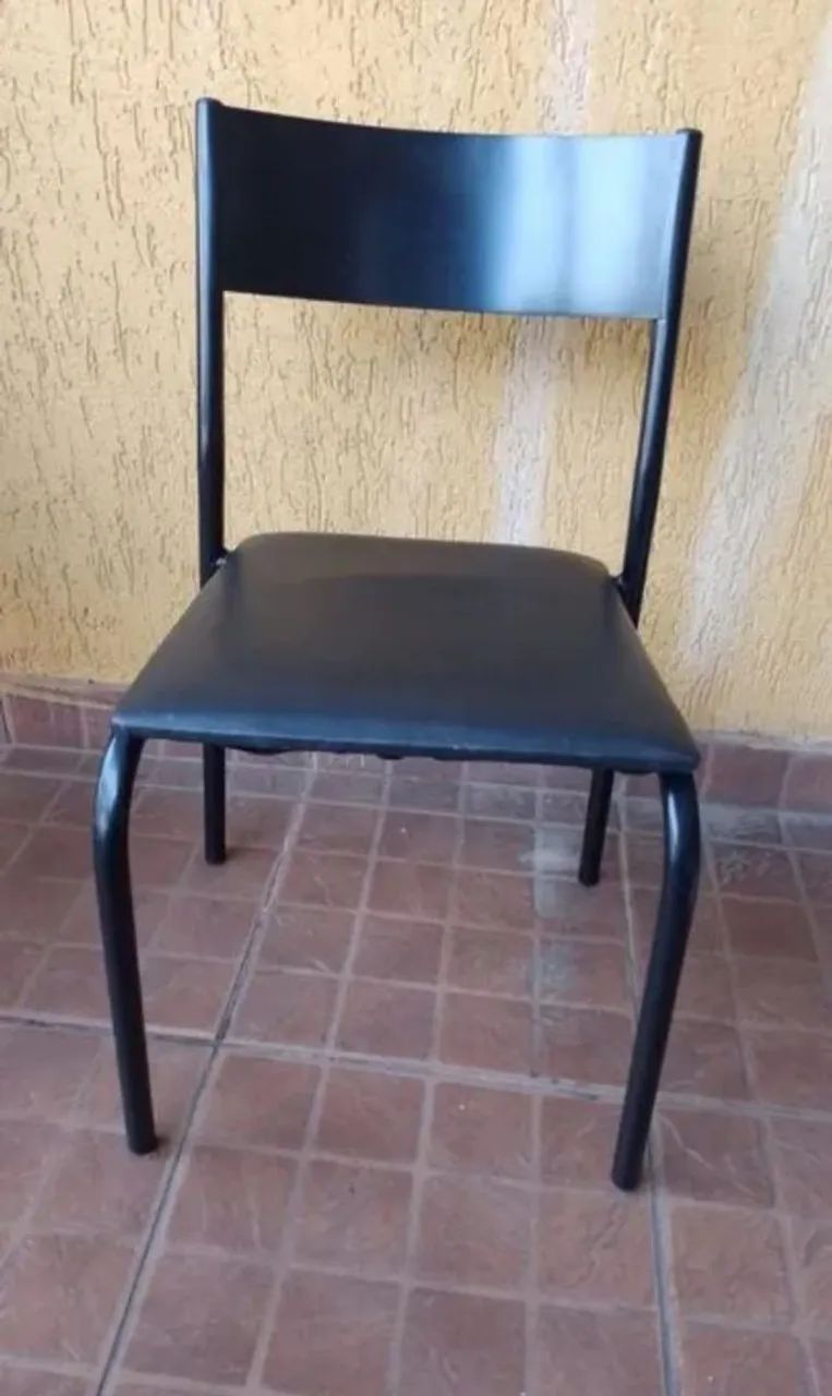 Cadeira de Metal Preta - Foto 2