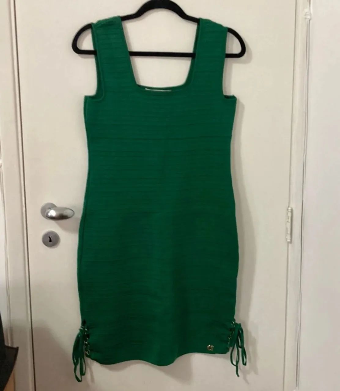 Vestido bandagem verde Carmen Steffens