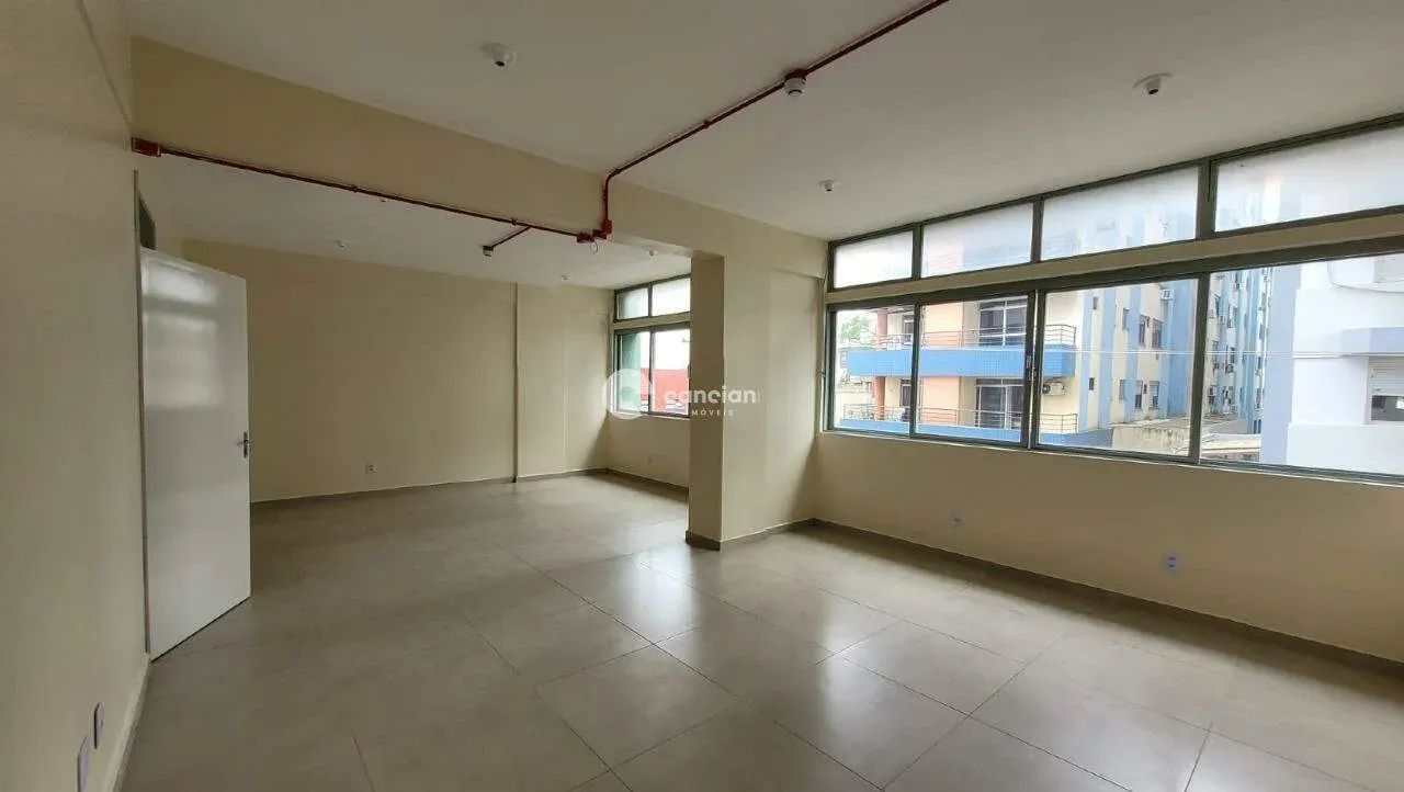 Sala Comercial no Prédio da CACISM - Localização Privilegiada - Foto 2