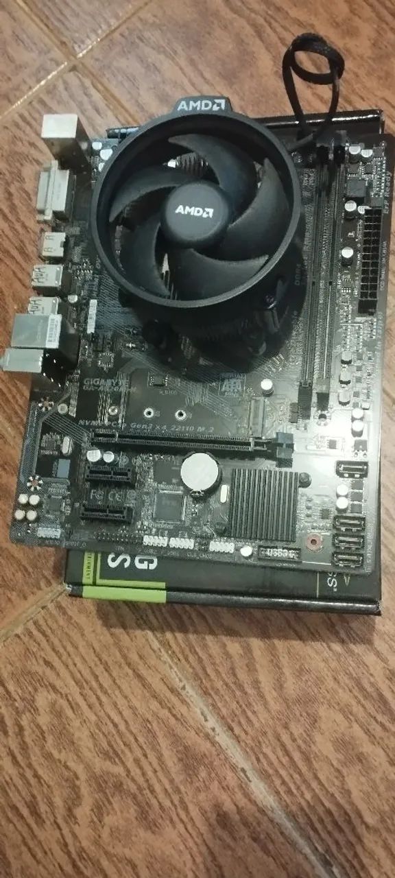 Placa-mãe A320m-H Gigabyte + Processador Ryzen 5 3400G + Fonte Aerocool KCAS 600W - Foto 2