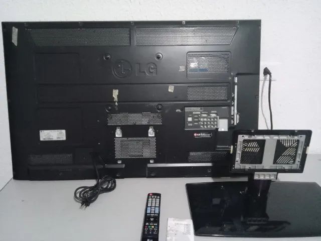TV LG 42LE5500 42 polegadas Sem Placa Principal) TVs Centro