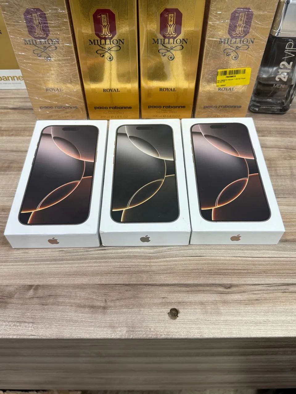 IPHONE 16 PRO 128 GB LACRADO 1 ANO GARANTIA APPLE BRASILEIRO CHIP FÍSICO + NOTA FISCAL