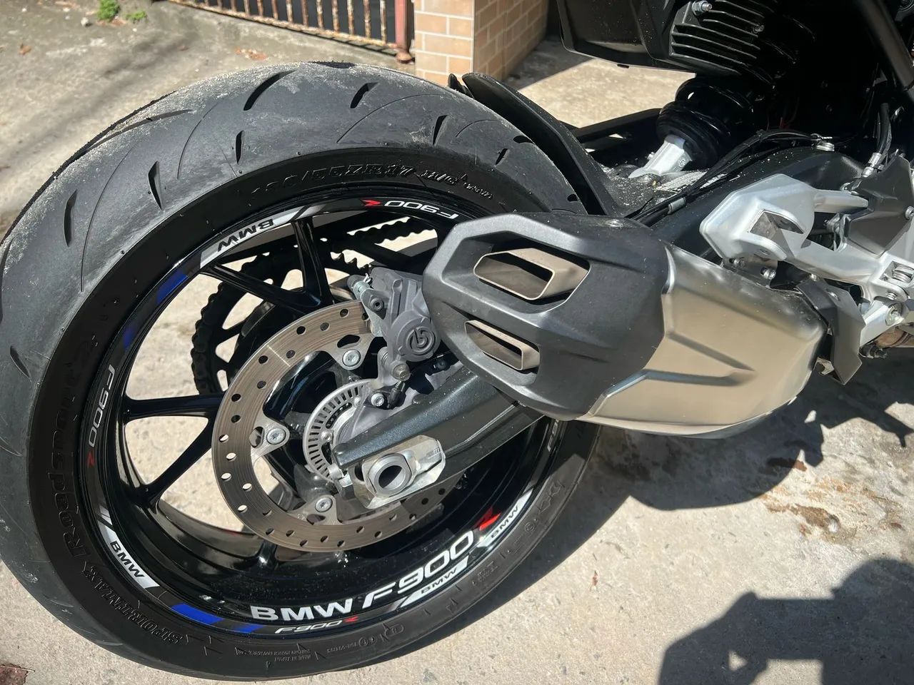 BMW F 900 R sport plus 2023 1.320 km zerada na Garantia  - Foto 8
