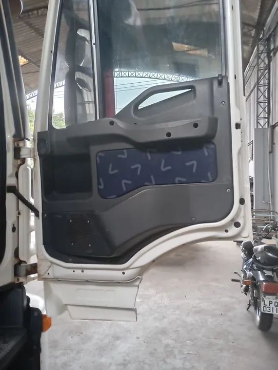 Caminhão Iveco 460/6x4 traçado bug Levi  - Foto 13